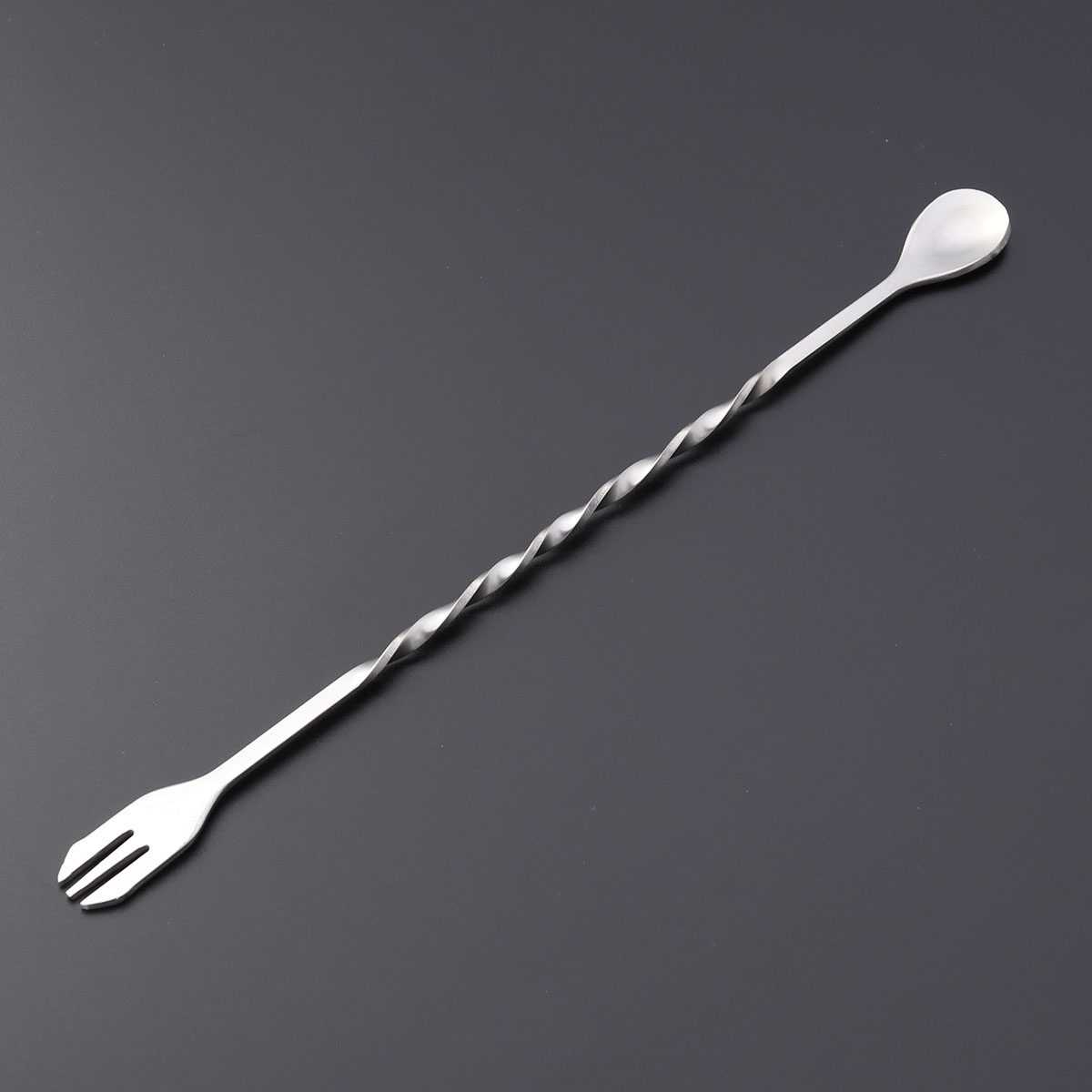 ملعقة خلط الكوكتيل الاحترافية  - مراجعة Bar Spoon Twisted وسعره